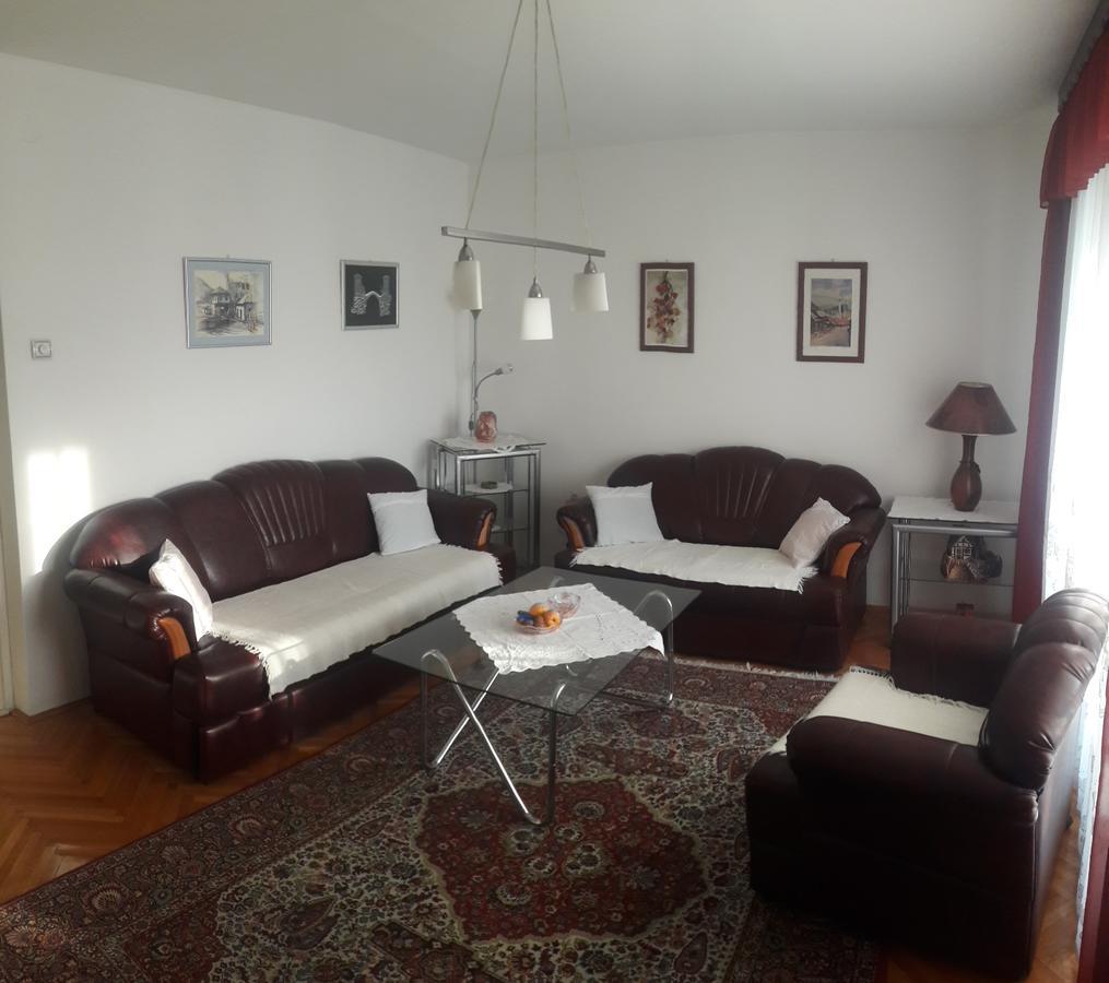 Full View Hotel Мостар Екстериор снимка